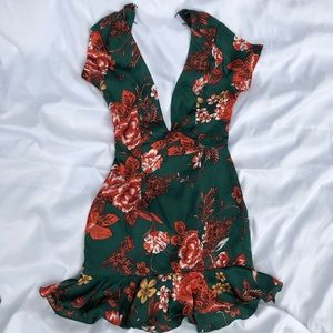 Prettylittlething | Green Floral Dress